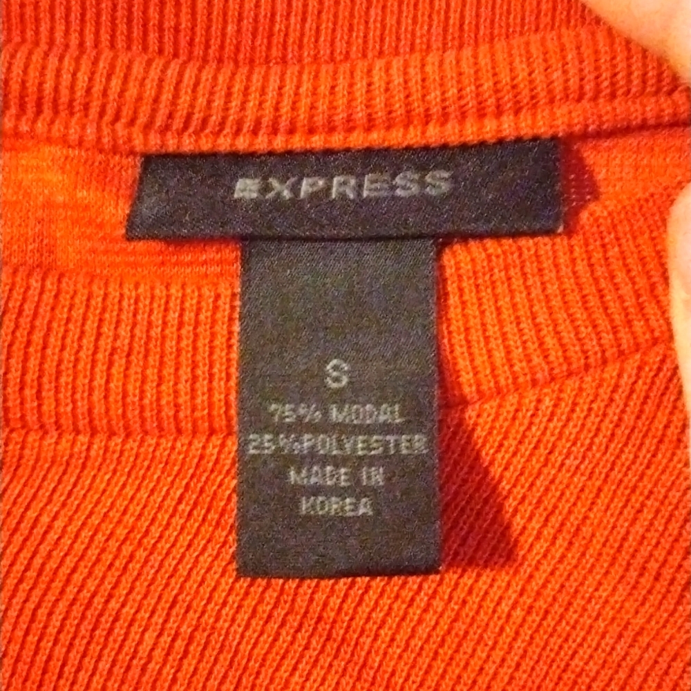 Express long sleeve